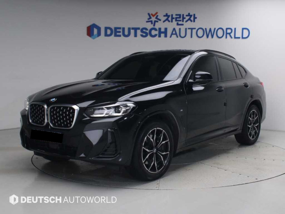 BMW X4 — photo 01