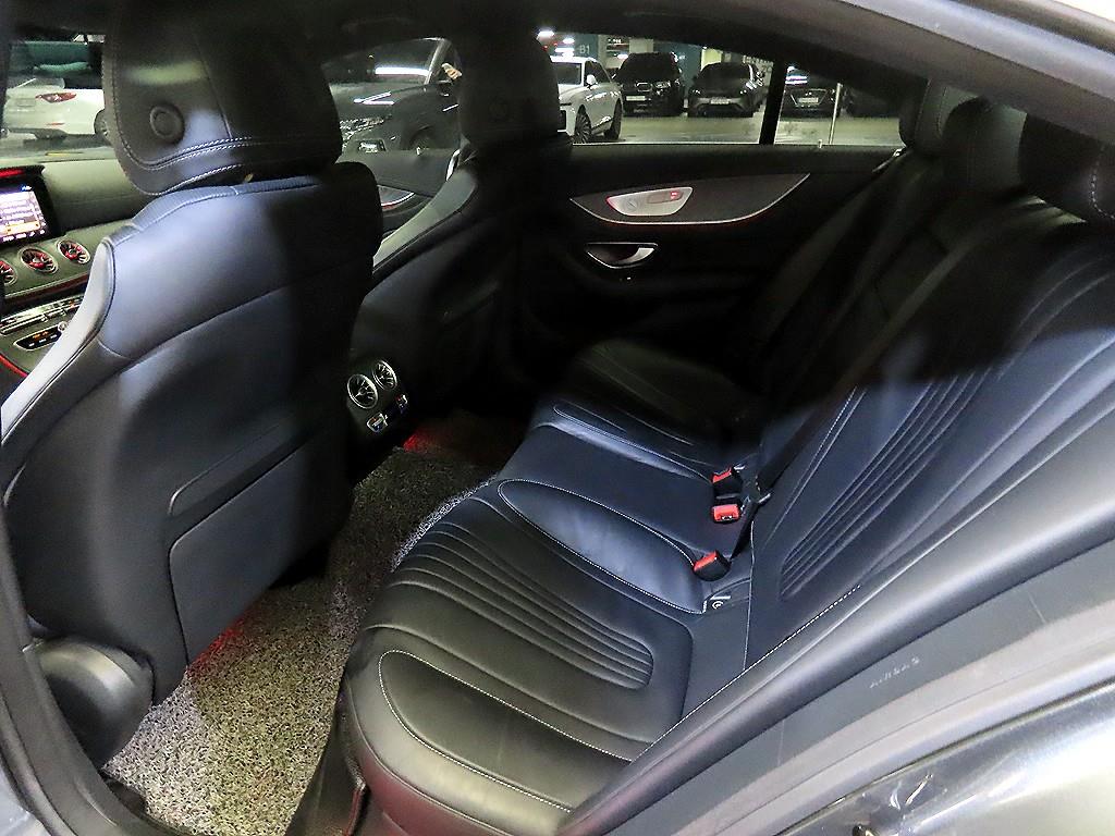 Mercedes-Benz CLS-Class — photo 07