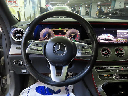 Mercedes-Benz CLS-Class — photo 08