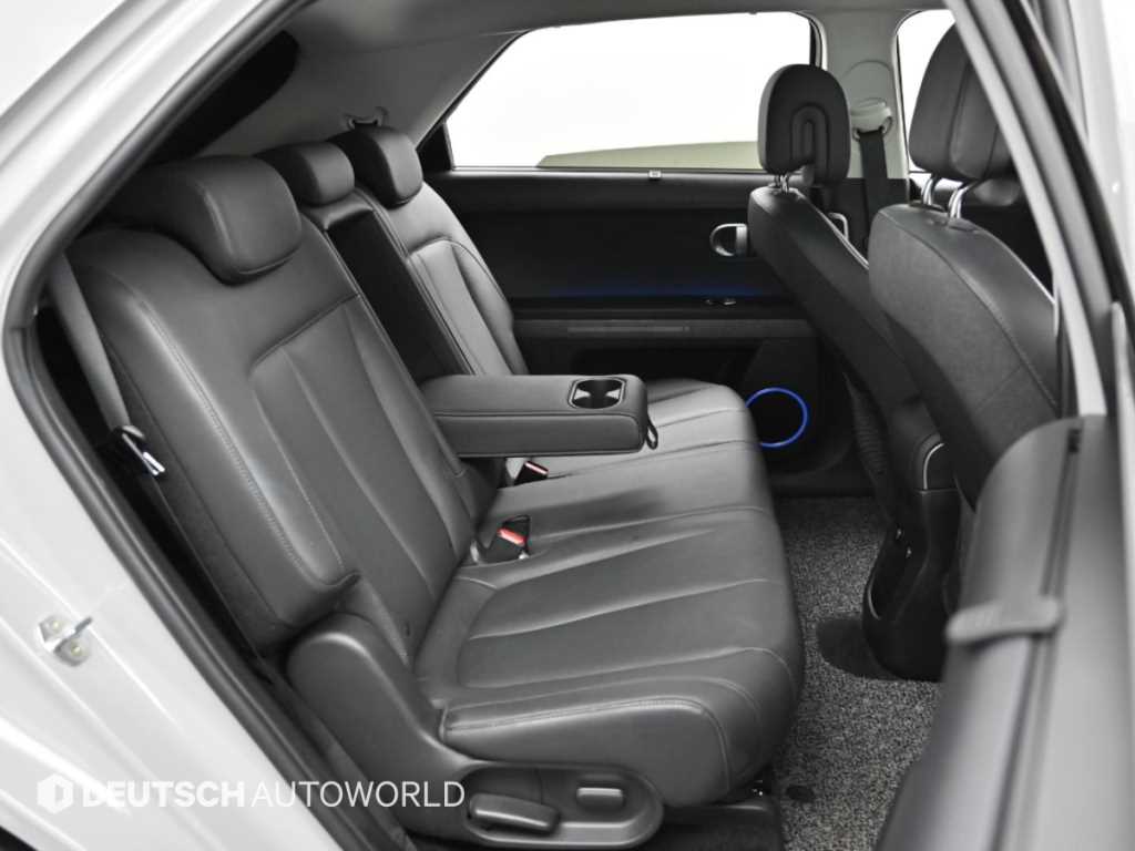 Hyundai Ioniq5 — photo 12