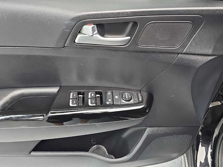 Kia Sportage — photo 16