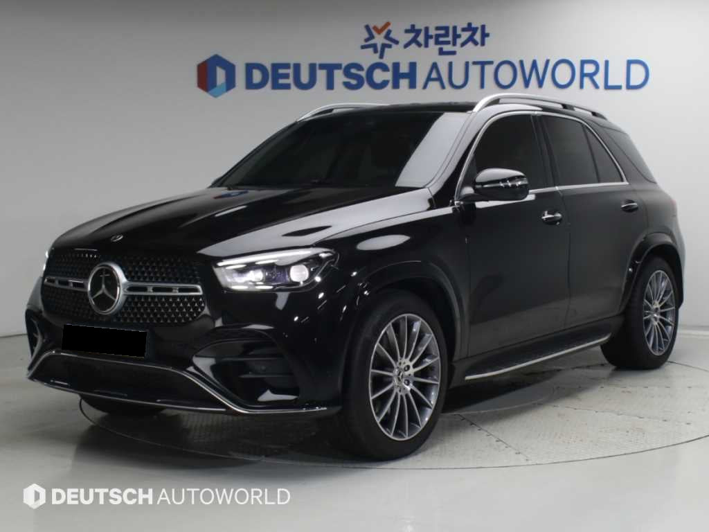 Mercedes-Benz GLE-Class — photo 01