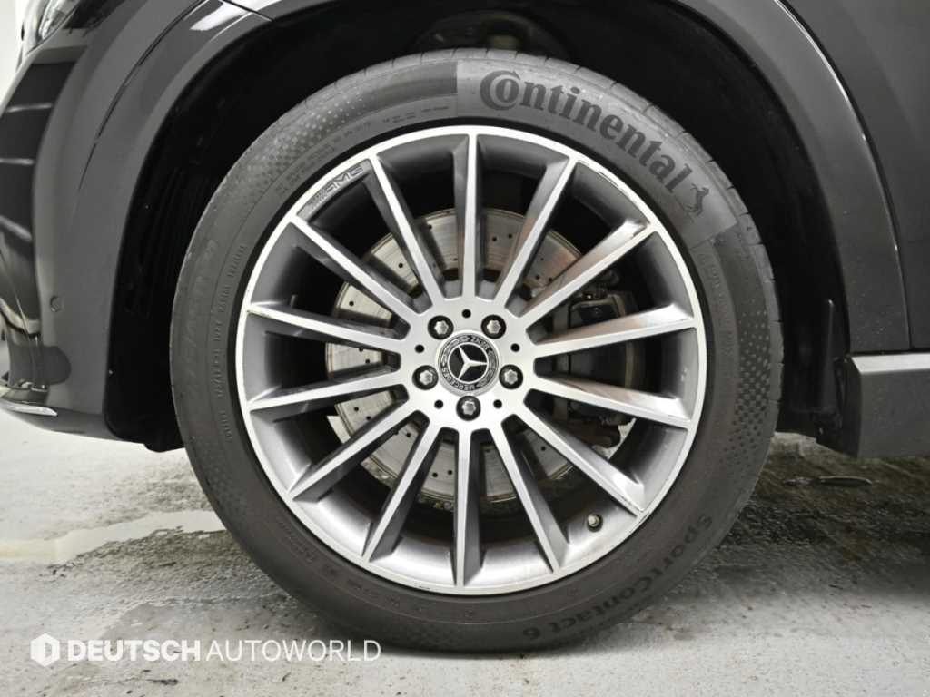 Mercedes-Benz GLE-Class — photo 05
