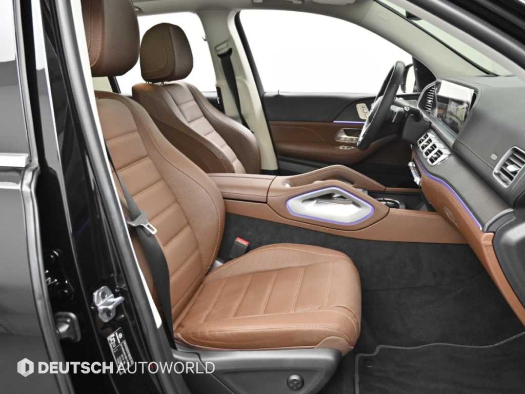 Mercedes-Benz GLE-Class — photo 10