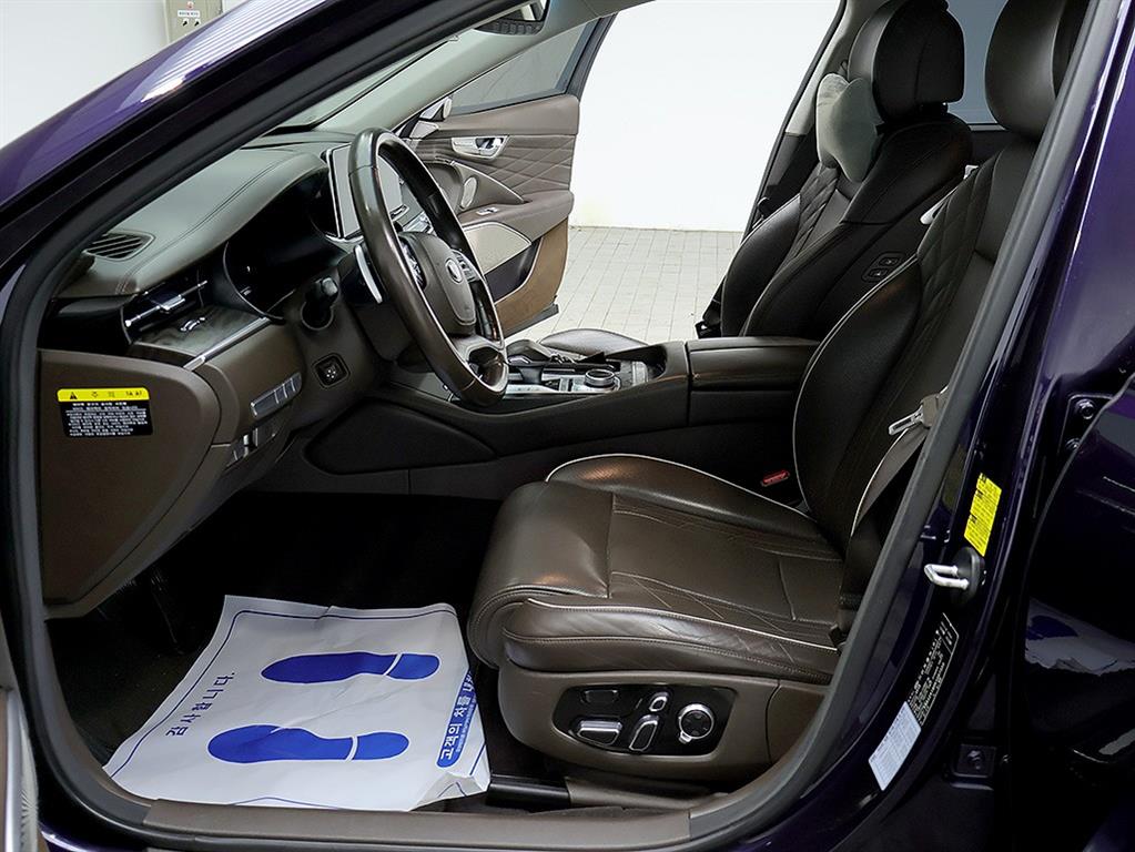 Kia K9 — photo 11