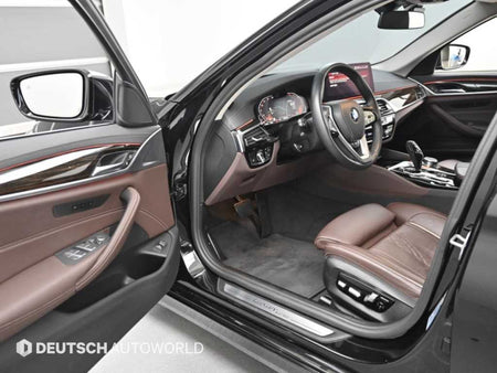 BMW 5-Series — photo 11