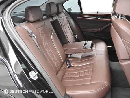 BMW 5-Series — photo 12