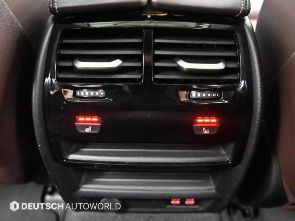 BMW 5-Series — photo 16
