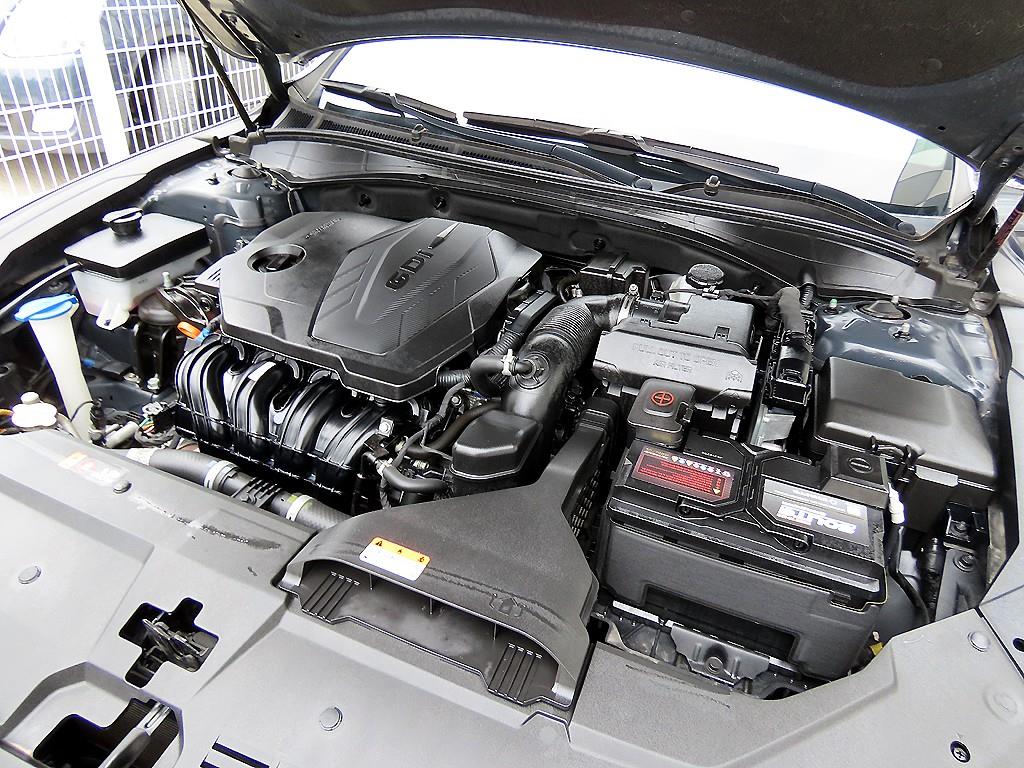 Hyundai Grandeur — photo 19