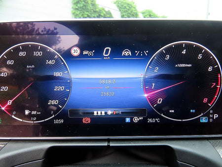 Mercedes-Benz C-Class — photo 09