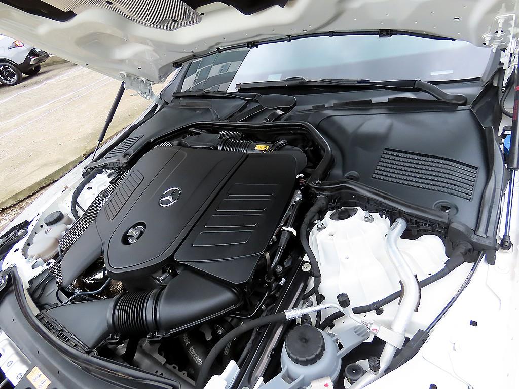 Mercedes-Benz C-Class — photo 19