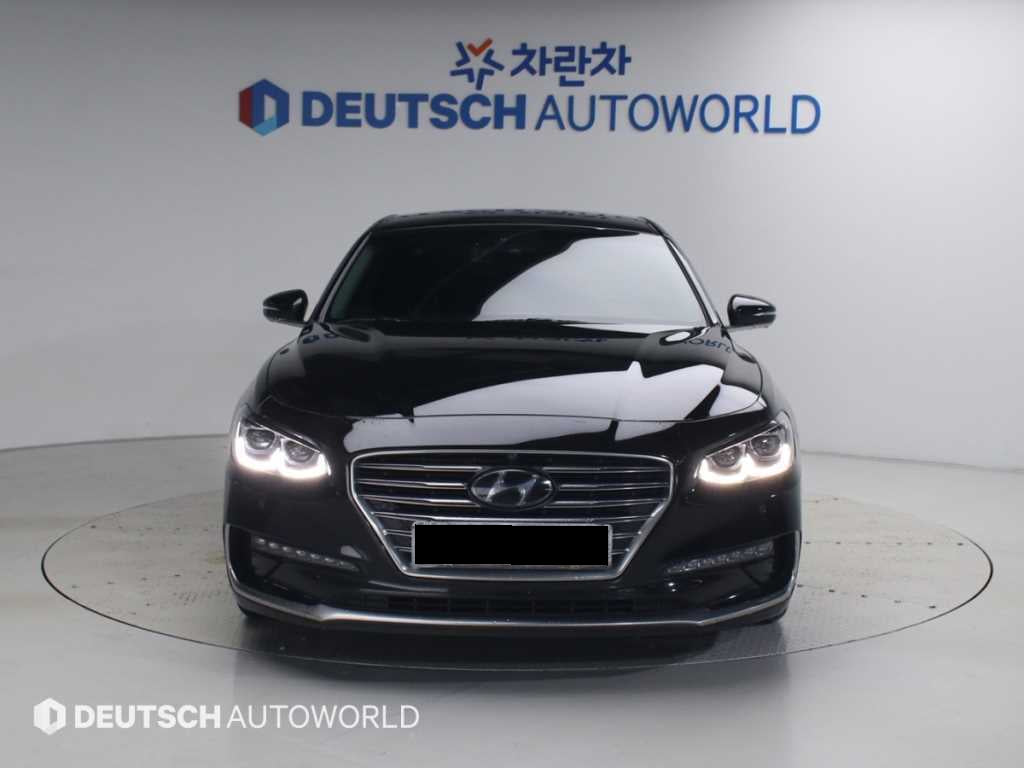 Hyundai Grandeur — photo 03