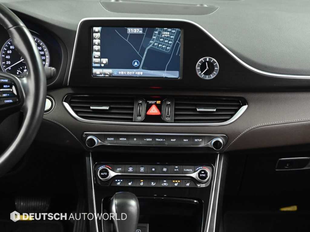 Hyundai Grandeur — photo 14