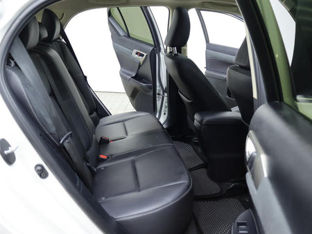 Lexus CT200h — photo 12