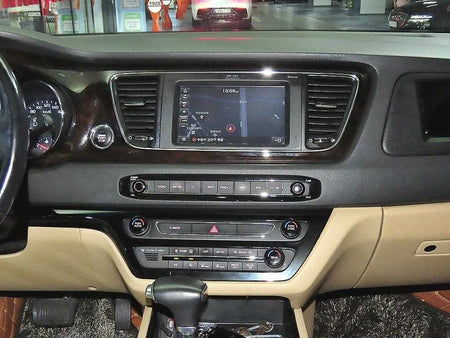 Kia Carnival — photo 11