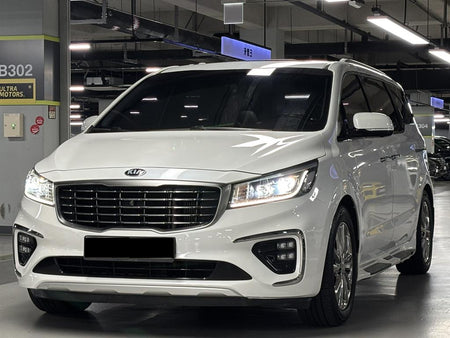 Kia Carnival — photo 01