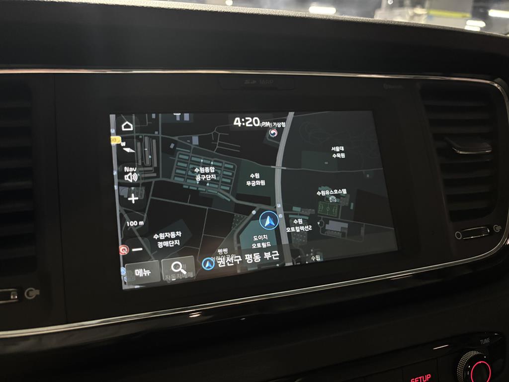 Kia Carnival — photo 11