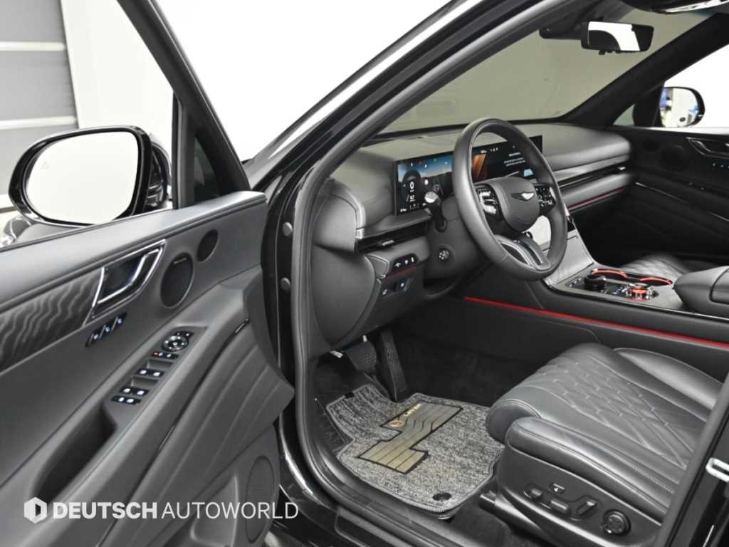 Genesis GV80 — photo 11