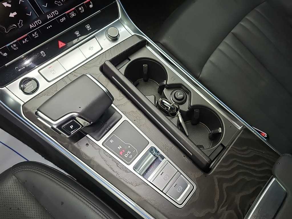 Audi A6 — photo 08