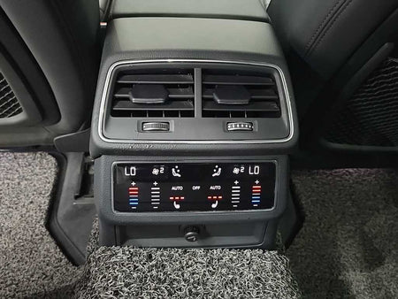Audi A6 — photo 13