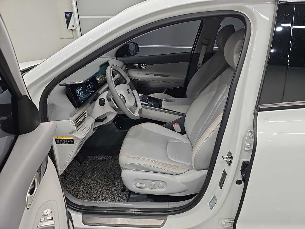 Hyundai Nexo — photo 11