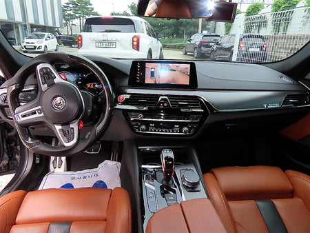BMW M5 — photo 07