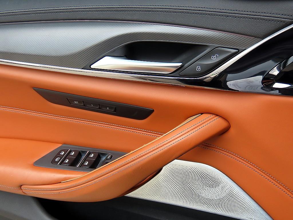 BMW M5 — photo 12