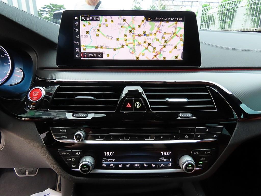 BMW M5 — photo 13