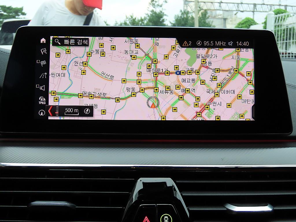 BMW M5 — photo 14