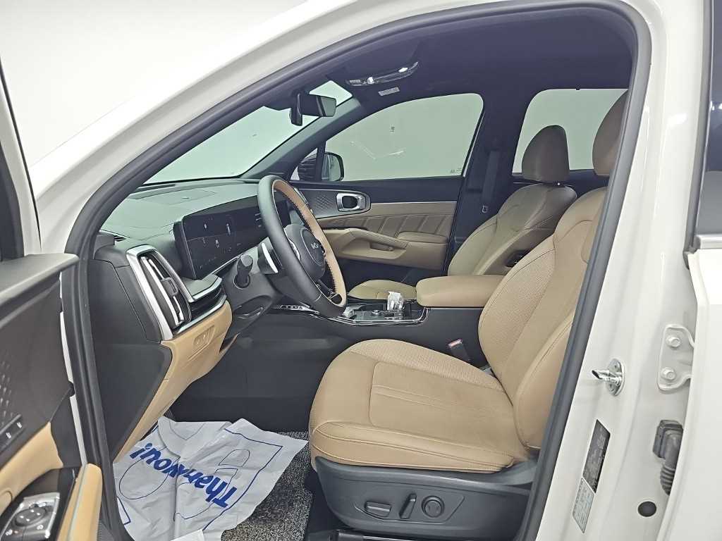 Kia Sorento — photo 11
