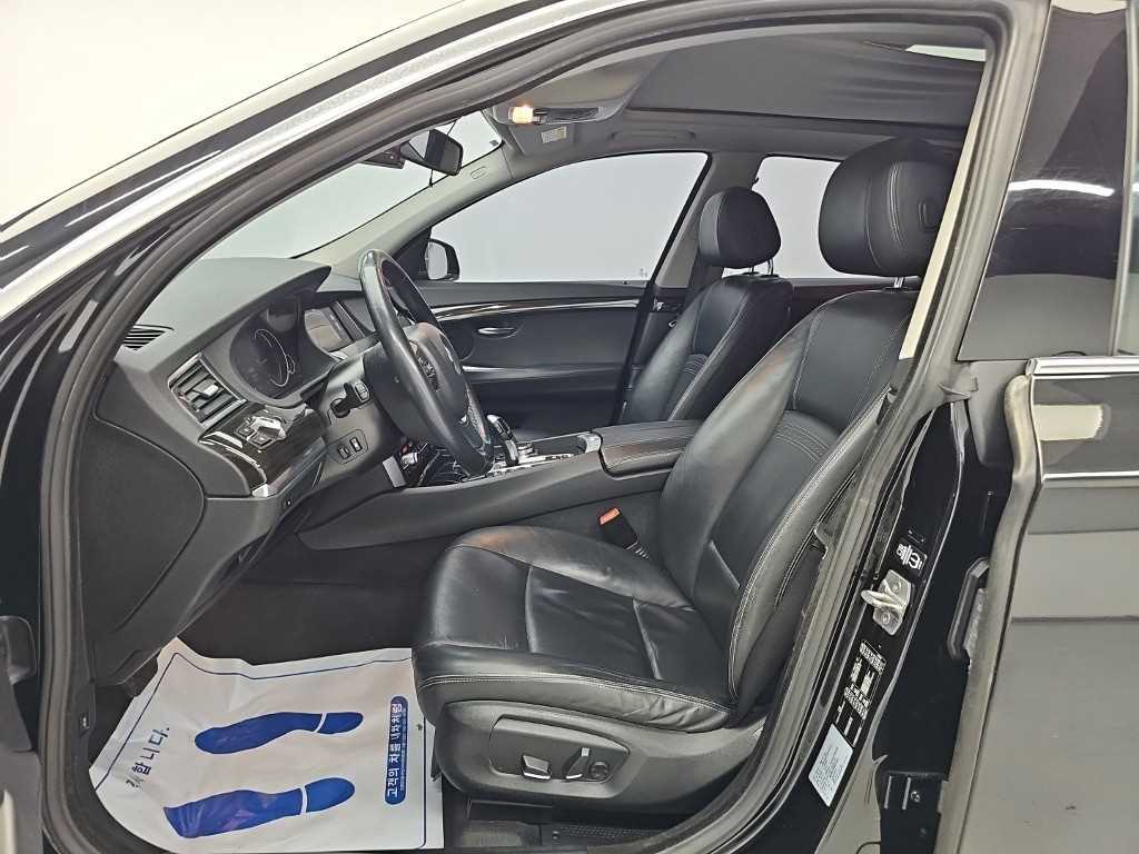 BMW Gran Turismo — photo 11