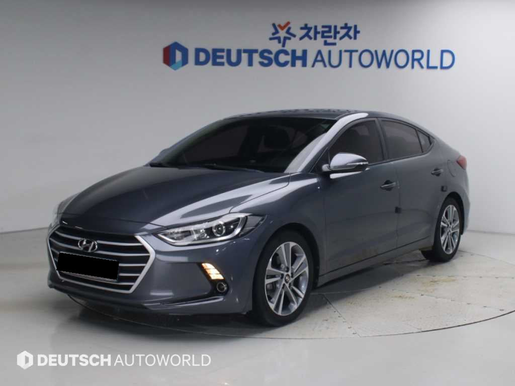 Hyundai Avante — photo 01