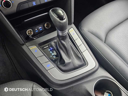 Hyundai Avante — photo 19