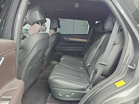 Genesis GV80 — photo 12