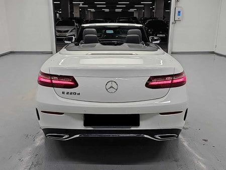 Mercedes-Benz E-Class — photo 02