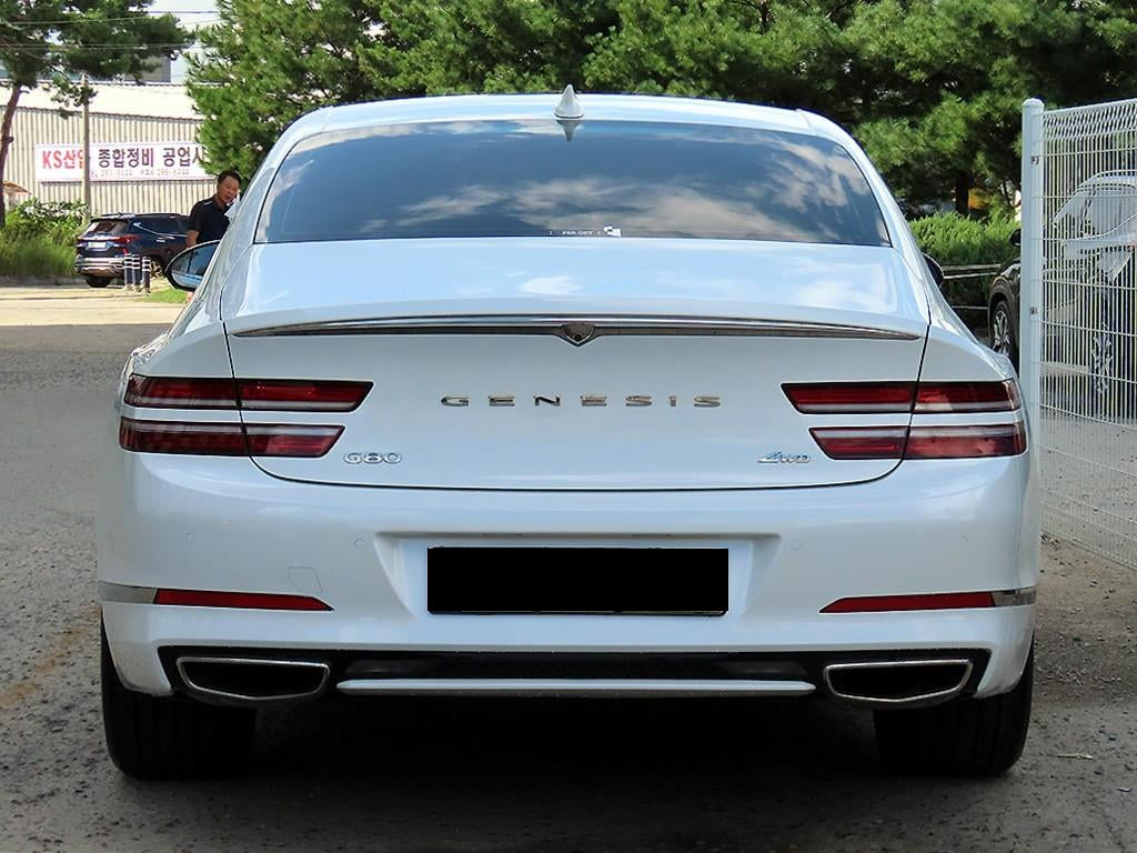 Genesis G80 — photo 04