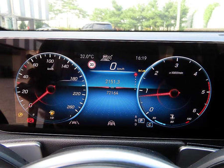 Mercedes-Benz GLB-Class — photo 09