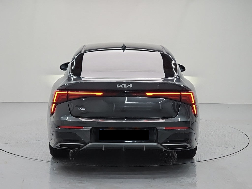 Kia K5 — photo 03