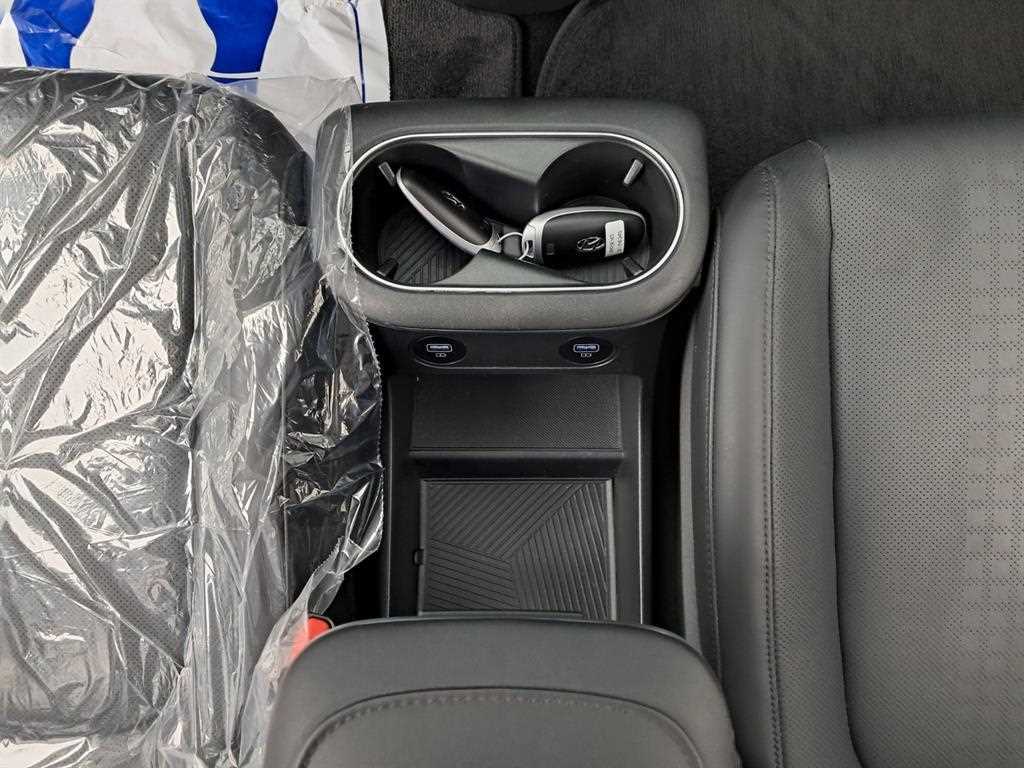 Hyundai Ioniq5 — photo 14
