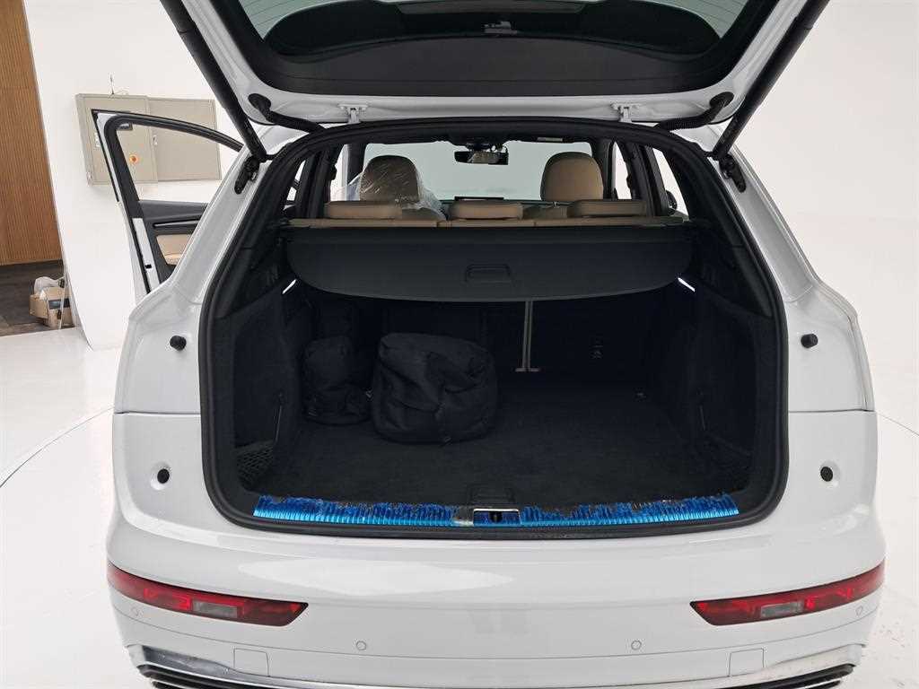 Audi Q5 — photo 17