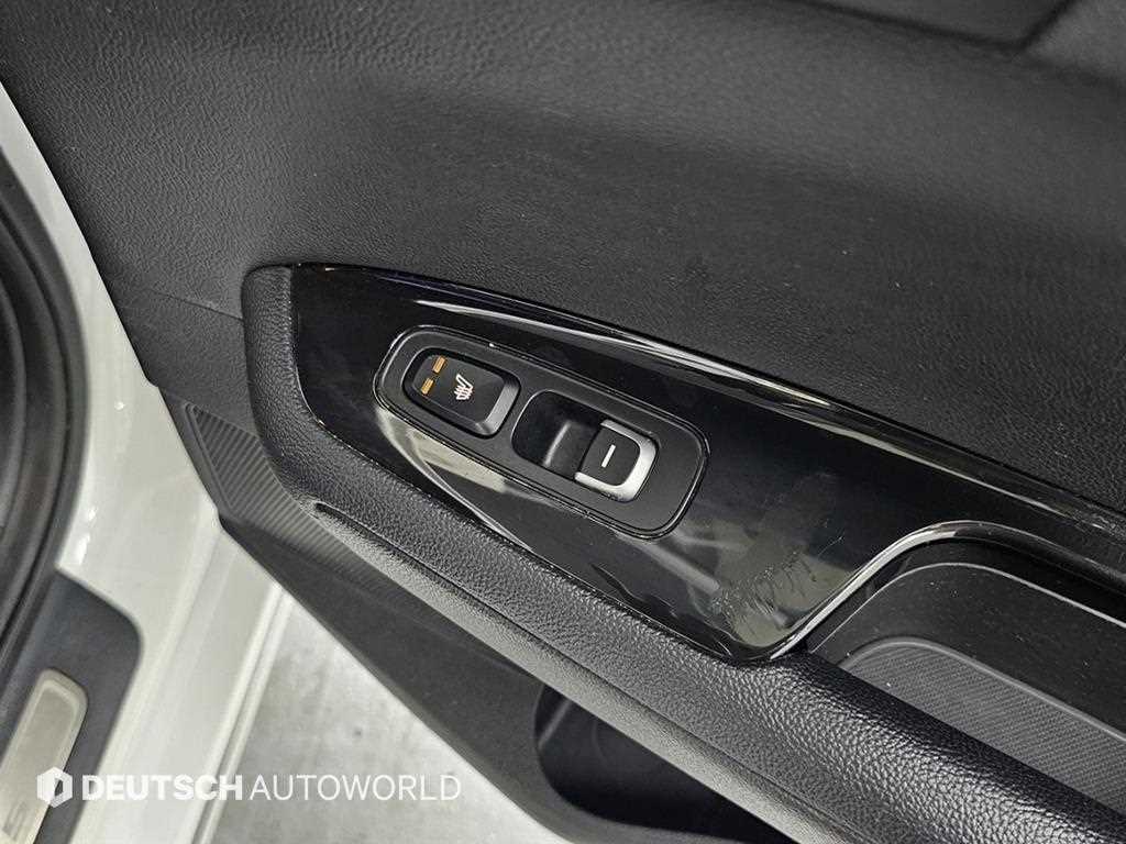 Kia K5 — photo 16