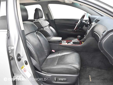 Lexus GS — photo 10