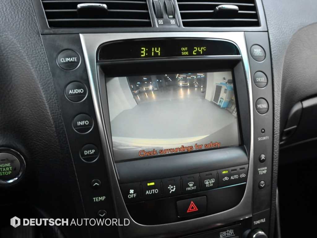 Lexus GS — photo 15