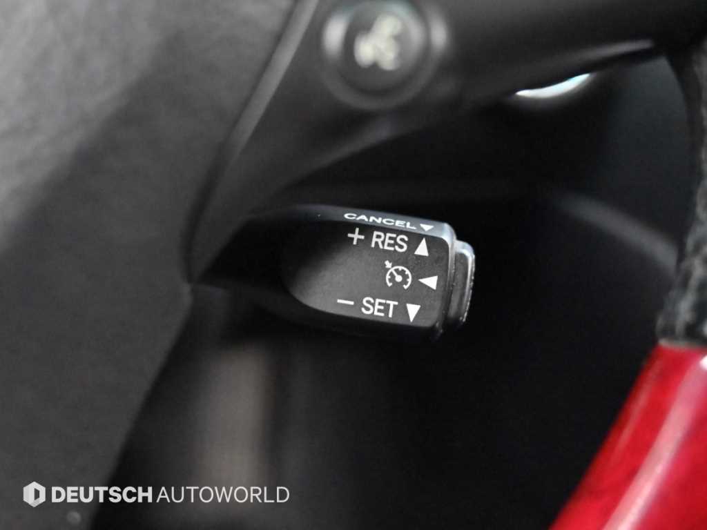 Lexus GS — photo 17