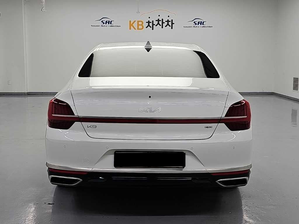 Kia K9 — photo 03