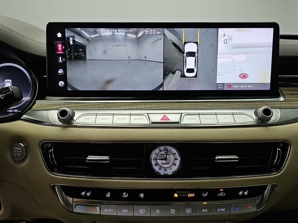 Kia K9 — photo 10