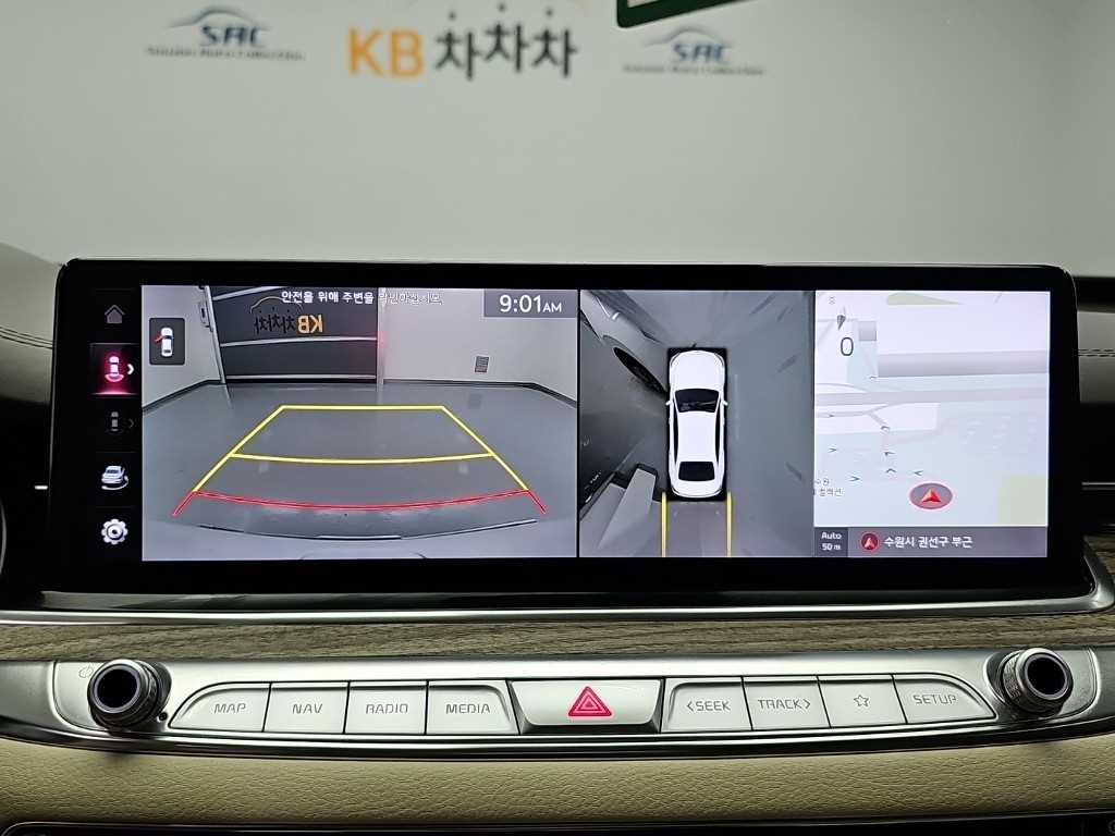 Kia K9 — photo 16