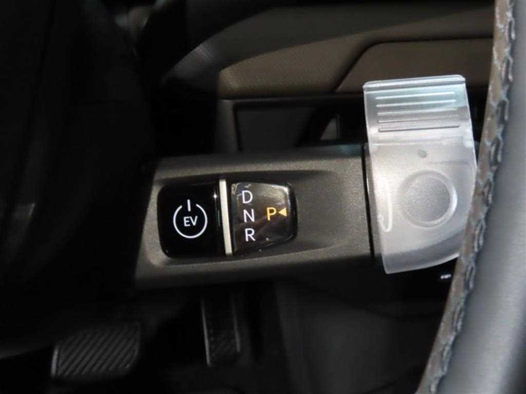 Kia EV4 — photo 06