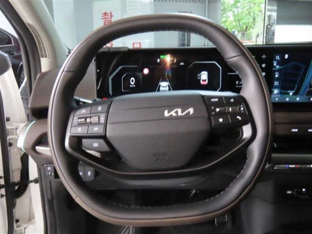 Kia EV4 — photo 15