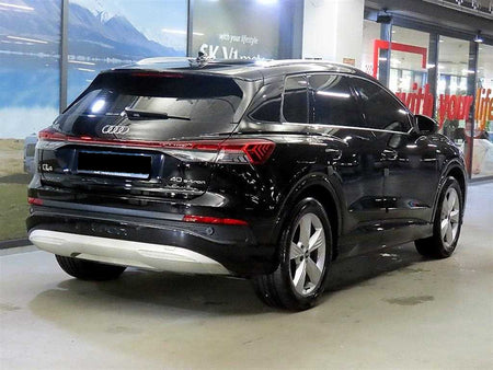 Audi Q4 e-tron — photo 04